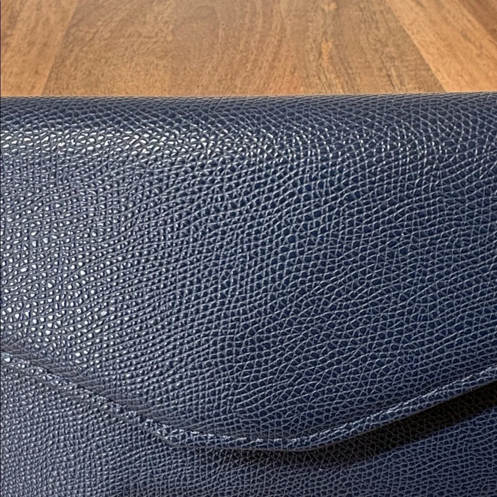 Zoppen Blue Pebbled Manmade Leather Travel Wallet
